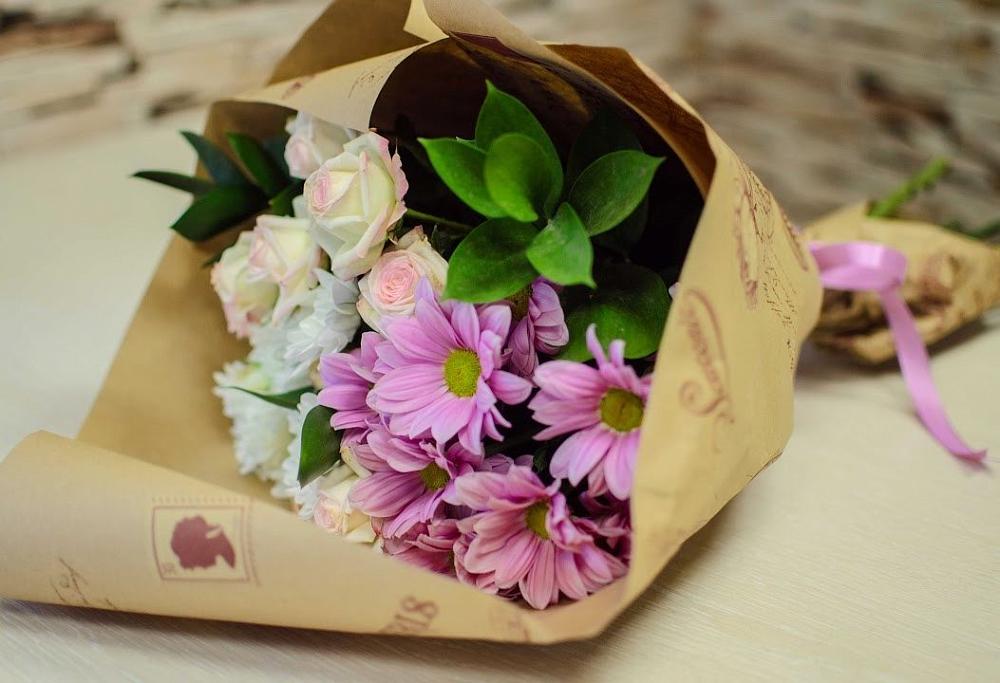 Букет цветов из: Розы и Хризантемы в Яровом