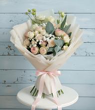 Букет цветов из:  Розы и Лизиантусы #REPLACE_PRED# Яровом