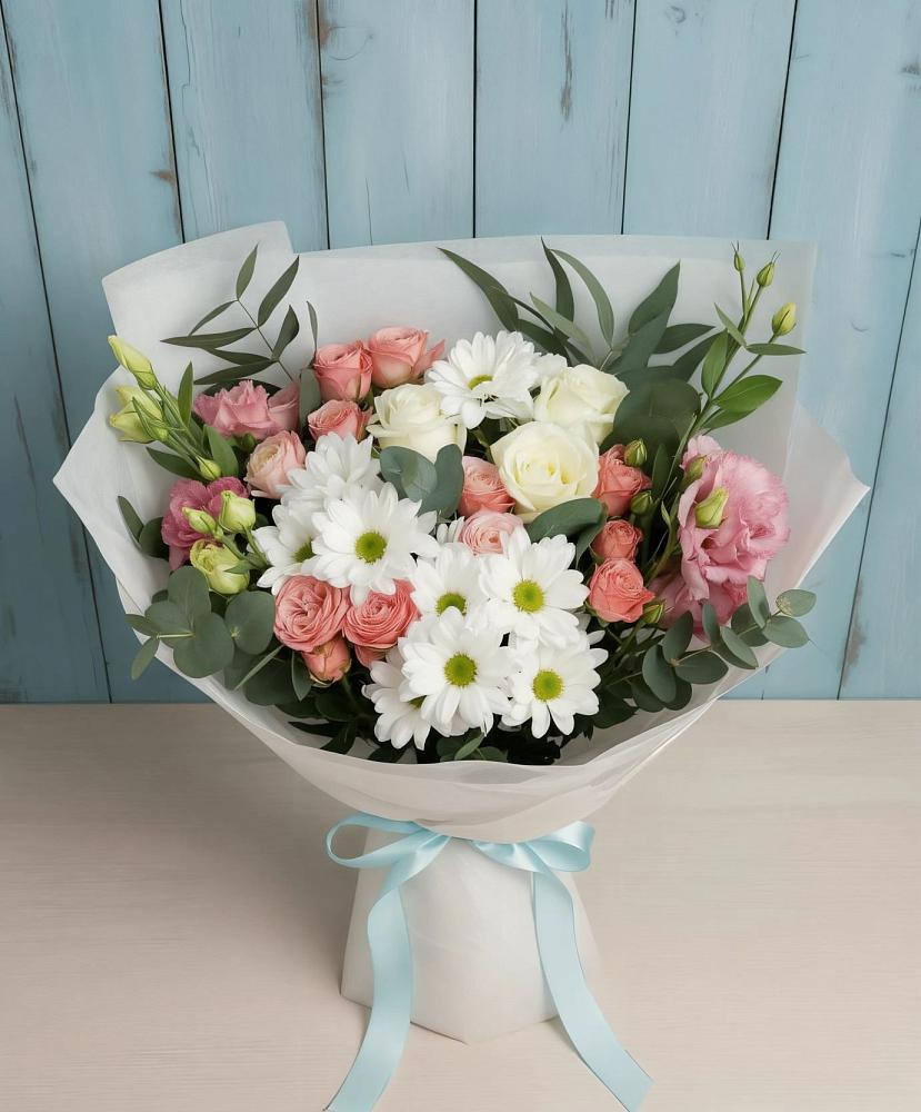 Букет цветов из: Розы, Лизиантусы и Хризантемы в Яровом