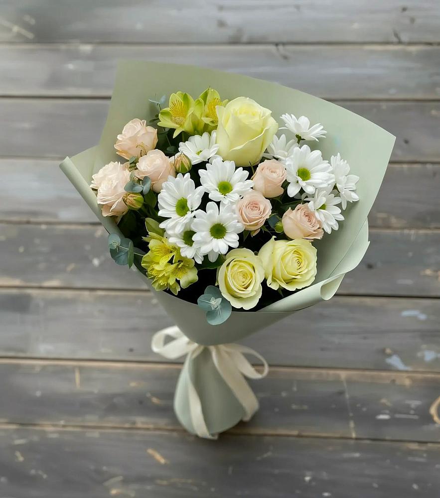 Букет цветов из: Альстромерии, Розы и Хризантемы в Яровом