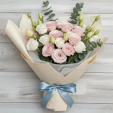 Букет цветов из:  Лизиантусы в Яровом