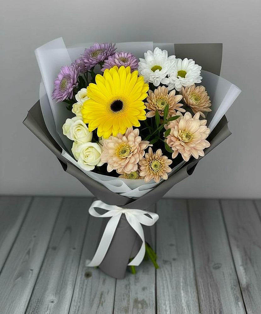 Букет цветов из: Розы, Герберы и Хризантемы в Яровом