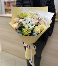 Букет цветов из:  Альстромерии, Розы и Хризантемы в Яровом