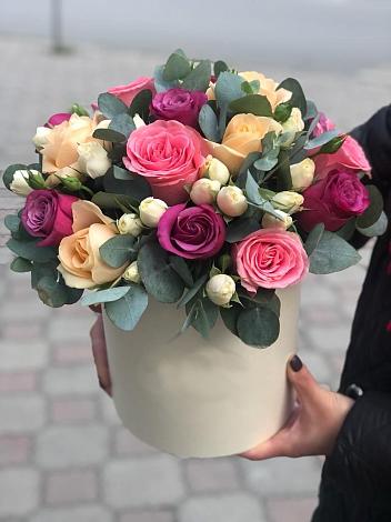 Цветочная композиция из Розы в шляпной коробке в Яровом