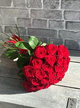Красные розы Фридом в Яровом Букет Красные розы Фридом в Яровом