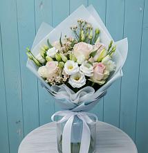 Букет цветов из:  Розы и Лизиантусы #REPLACE_PRED# Яровом