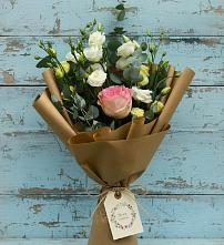 Букет цветов из:  Розы и Лизиантусы #REPLACE_PRED# Яровом